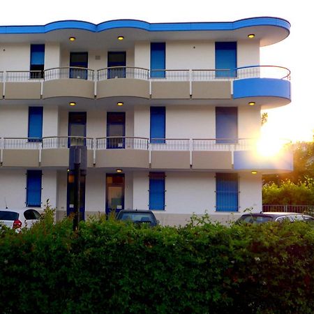 Residence Il Sole Порто-Корсіні Екстер'єр фото